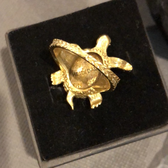 HEIDI DAUS Green Blue Swarovski Crystal Accented Turtle Ring Sz 10 - Picture 9 of 15